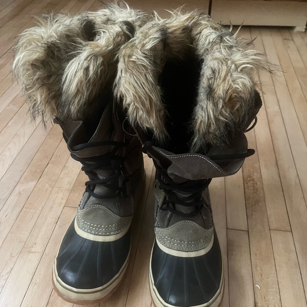 Green Sorel Joan of Arctic 10